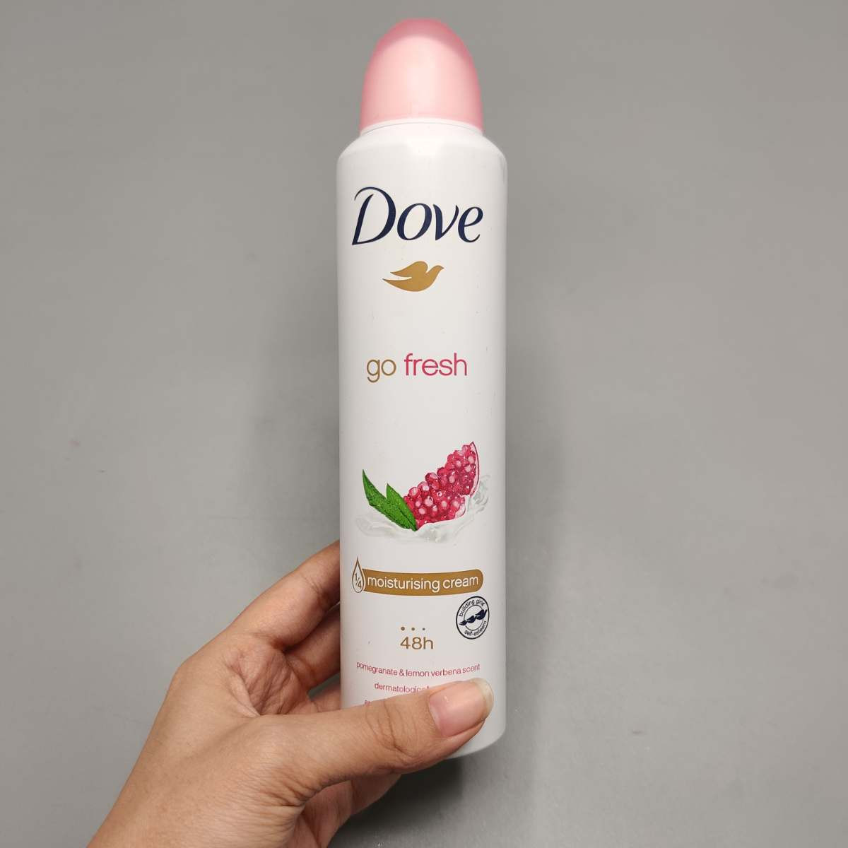 اسپری ضدتعریق داو مدل Pomegranate 48HR حجم 250 میلی‌لیتر